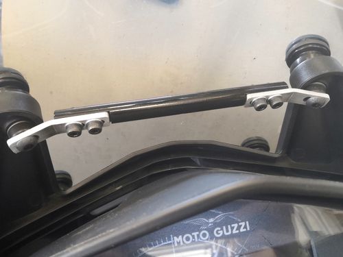 Cockpit bar for Moto Guzzi V85TT